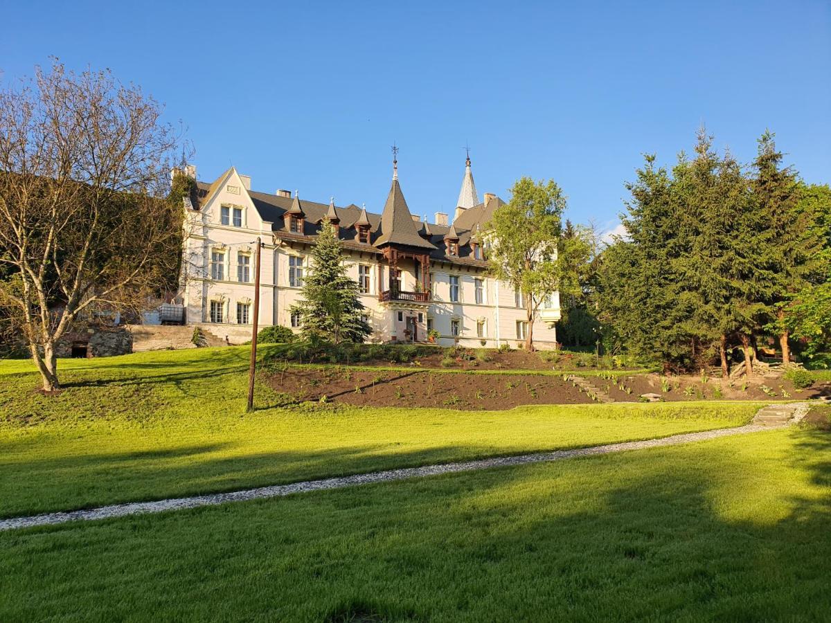 Palac Lawica- Splywy Przelomem Bardzkim Kłodzko Esterno foto