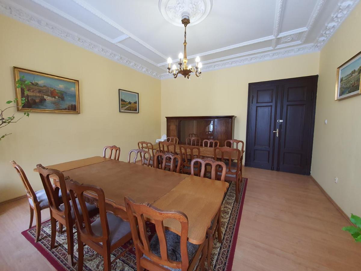 Palac Lawica- Splywy Przelomem Bardzkim Kłodzko Esterno foto